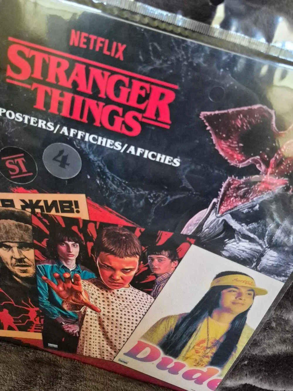 Stranger Things Netflix Poster Pack Book 12 Page Trends International